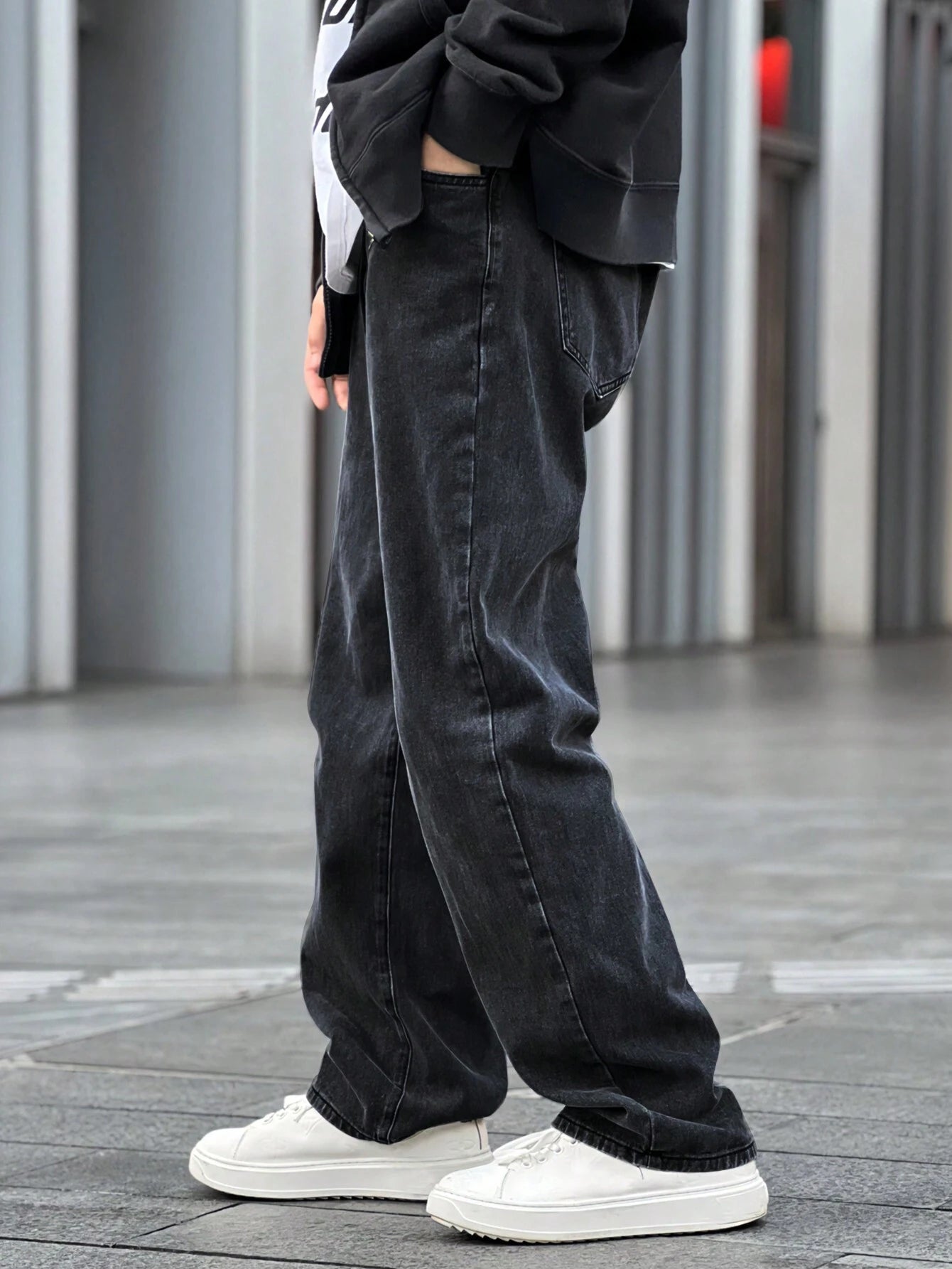 Claim Dot Loose Fit Men'S Solid Color Jeans with Slant Pockets